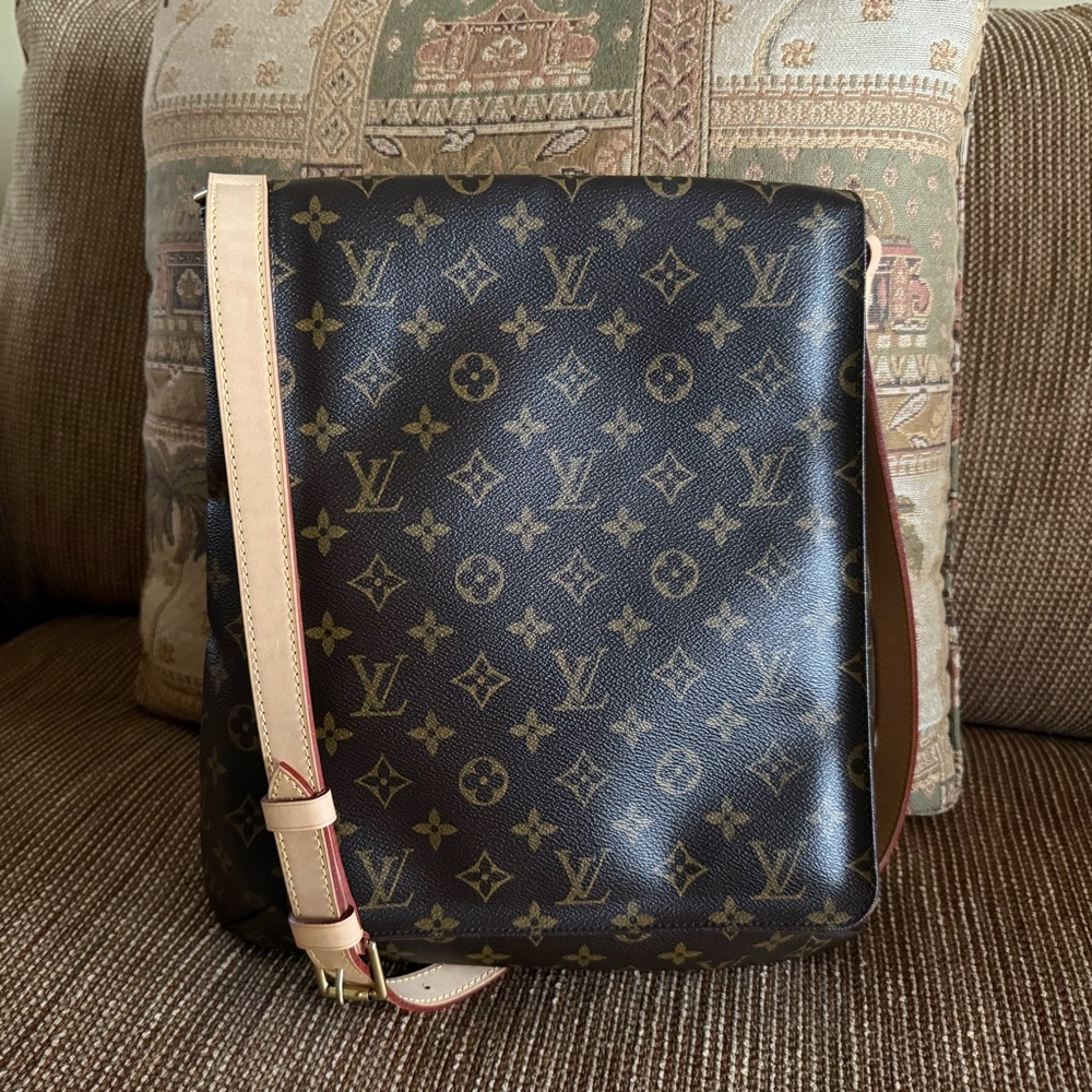 ✅Louis Vuitton Musette Monogram Crossbody Bag!